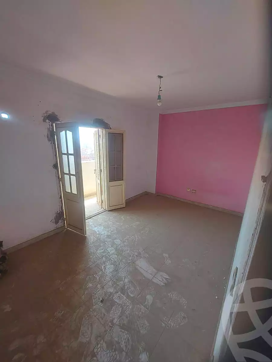 https://aqarmap.com.eg/ar/listing/7198399-for-sale-cairo-helwan-el-shareaa-el-sharby-st