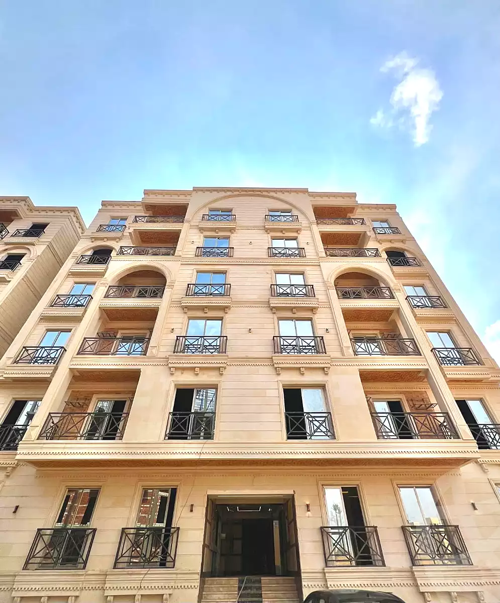 https://aqarmap.com.eg/ar/listing/7198743-for-sale-cairo-6th-of-october-hadaeq-october-compounds-green-city-compound-qebaa