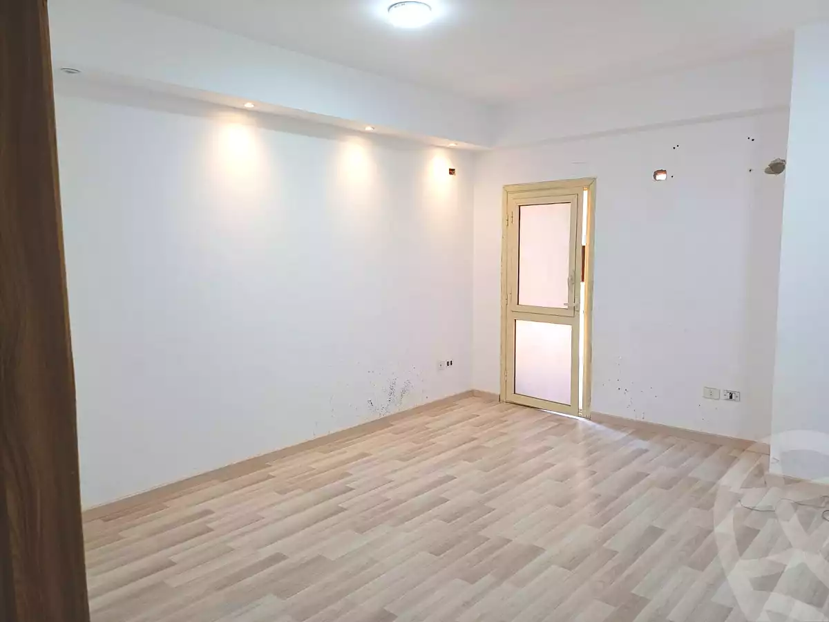 https://aqarmap.com.eg/ar/listing/7198937-for-sale-cairo-new-cairo-el-banafsg-el-banafsag-omarat-al-gabri-st