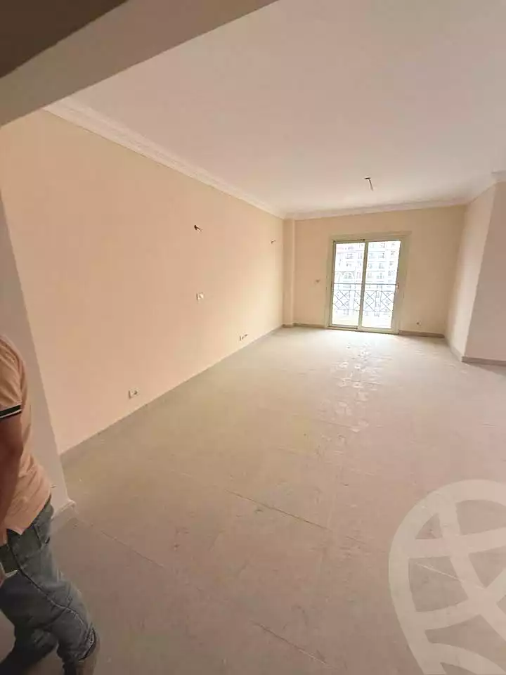 https://aqarmap.com.eg/en/listing/7198949-for-rent-alexandria-moharram-bey