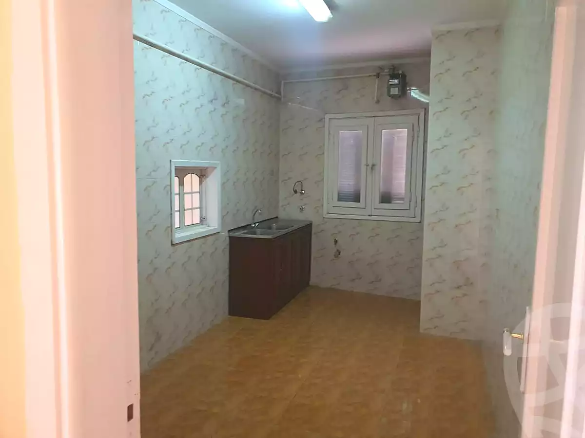 https://aqarmap.com.eg/ar/listing/7198950-for-rent-cairo-6th-of-october-el-ahyaa-neighborhood-8th-el-tahrir-rd