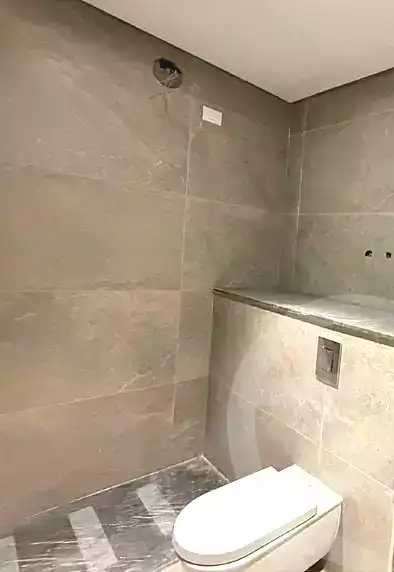 https://aqarmap.com.eg/ar/listing/7198959-for-sale-cairo-el-sheikh-zayed-city-compounds-kmbwnd-fyldj-wyst-dr-llttwyr