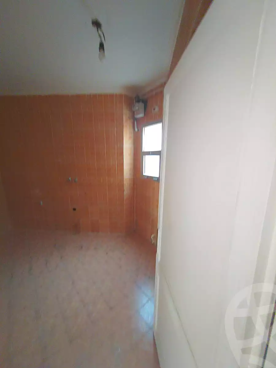 https://aqarmap.com.eg/ar/listing/7199525-for-sale-cairo-new-cairo-lrhb-city-mtdd-lrhb-phase-9