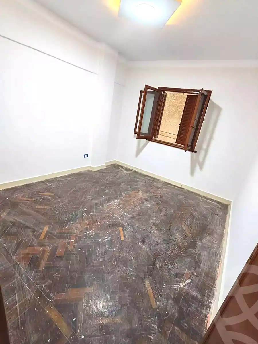 https://aqarmap.com.eg/en/listing/7199725-for-sale-alexandria-al-agamy-el-hanouvel