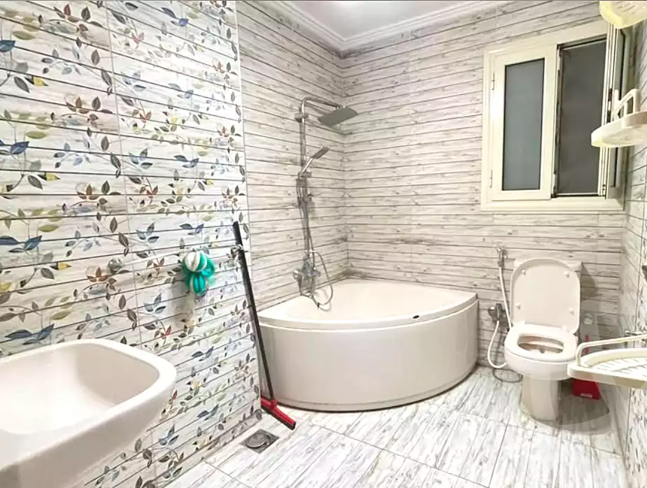 https://aqarmap.com.eg/ar/listing/7199815-for-rent-alexandria-sydy-bshr-sydy-bshr-bhry