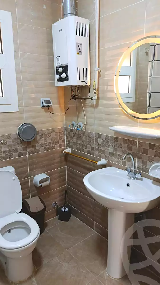 https://aqarmap.com.eg/ar/listing/7199953-for-rent-cairo-new-cairo-lrhb-city-phase-2-amr-ibn-el-aas-st