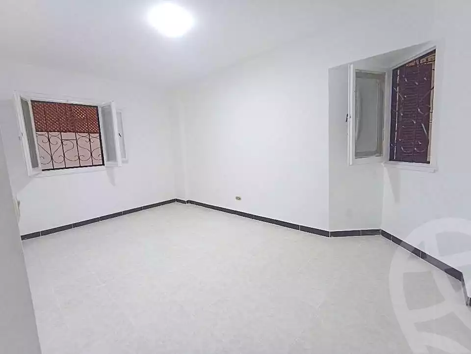 https://aqarmap.com.eg/ar/listing/7200063-for-sale-alexandria-al-agamy-shataa-el-nakheel