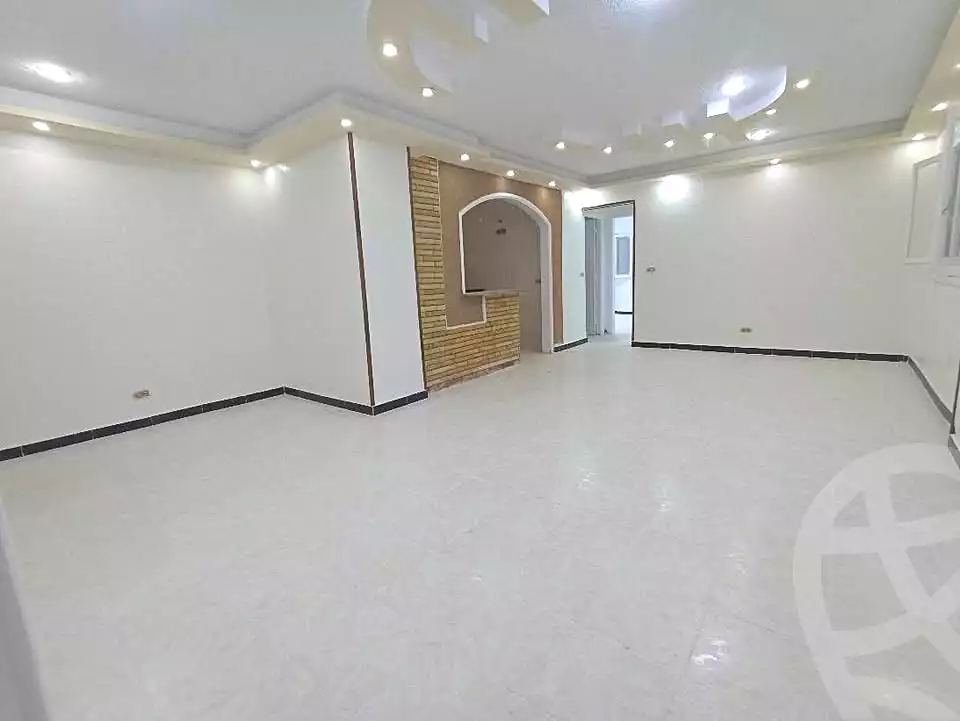 https://aqarmap.com.eg/ar/listing/7200063-for-sale-alexandria-al-agamy-shataa-el-nakheel