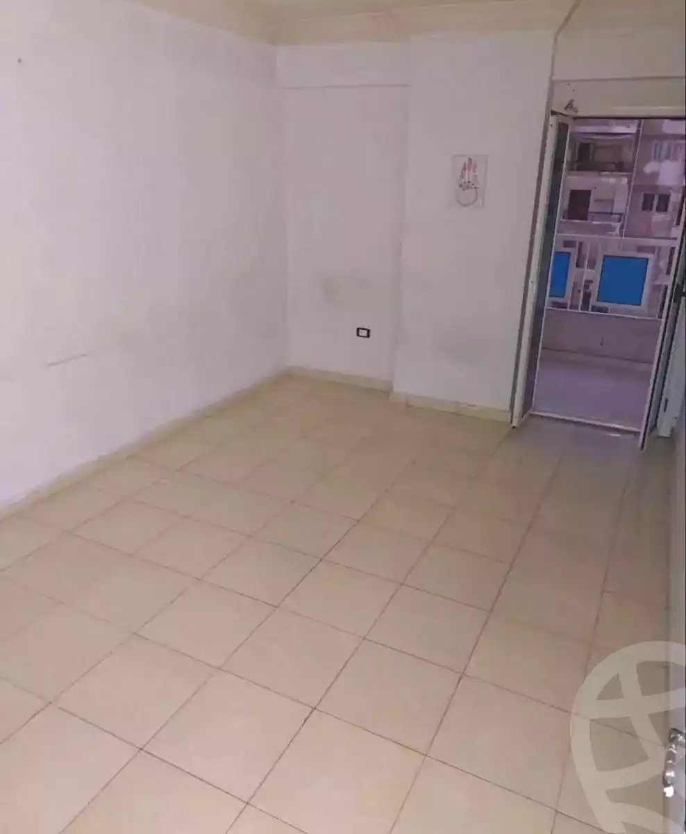 https://aqarmap.com.eg/en/listing/7200498-for-rent-alexandria-sydy-bshr-sydy-bshr-bhry-shr-mhmd-njyb