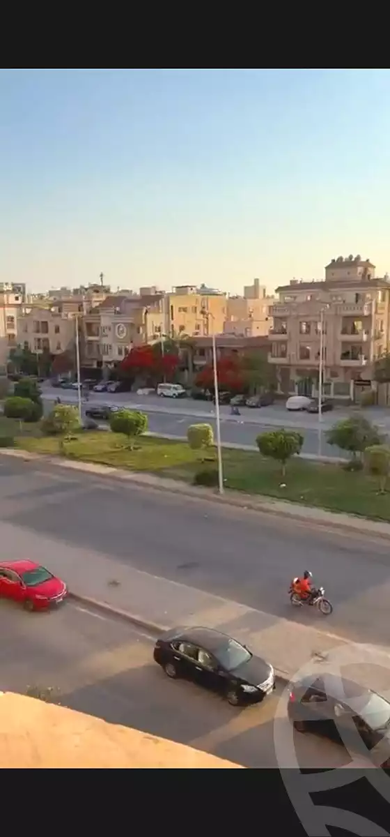 https://aqarmap.com.eg/ar/listing/7200668-for-sale-cairo-new-cairo-el-banafsg-el-banafsag-omarat-al-gabri-st
