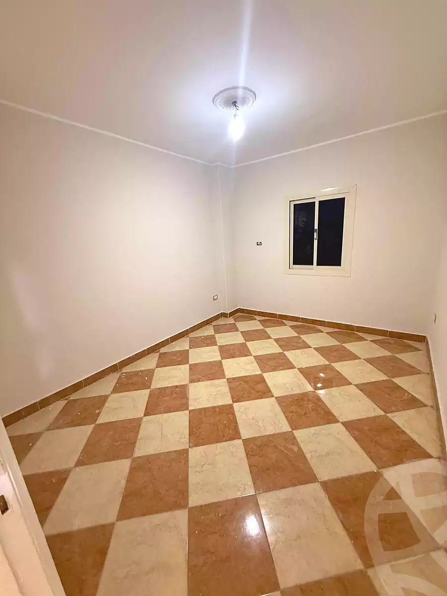 https://aqarmap.com.eg/ar/listing/7200772-for-sale-cairo-helwan-helwan-el-sharkeya-latif-basha-st