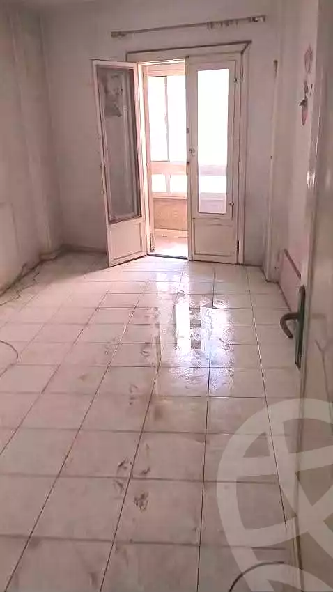 https://aqarmap.com.eg/en/listing/7200778-for-sale-cairo-ain-shams-ahmed-esmat-st