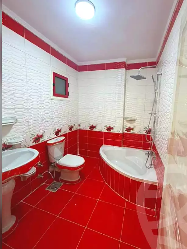 https://aqarmap.com.eg/en/listing/7200832-for-sale-alexandria-el-asafra-salman-el-farsi-st
