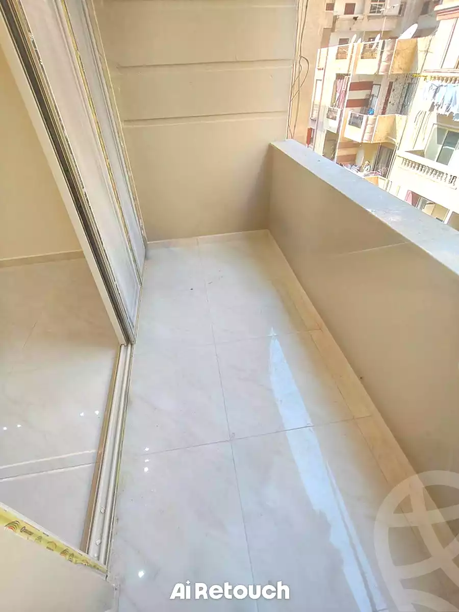 https://aqarmap.com.eg/ar/listing/7201932-for-sale-alexandria-sydy-bshr-sydy-bshr-bhry-street-17