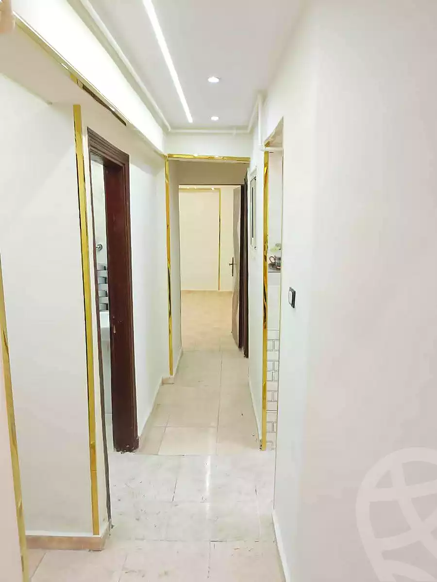 https://aqarmap.com.eg/ar/listing/7202062-for-sale-alexandria-al-agamy-el-hanouvel-radwan-st