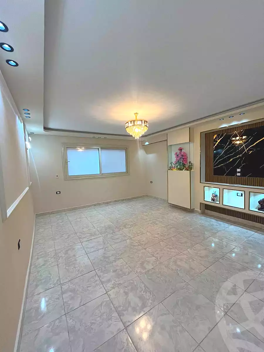 https://aqarmap.com.eg/ar/listing/7202106-for-sale-cairo-ain-shams