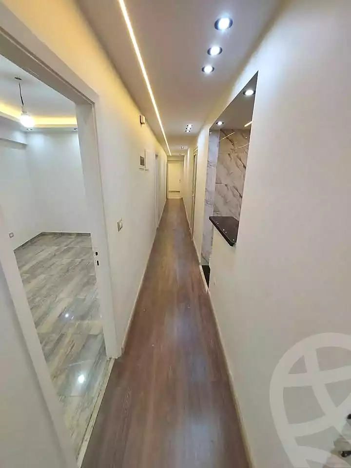https://aqarmap.com.eg/ar/listing/7202198-for-sale-alexandria-sydy-bshr-sydy-bshr-bhry-shr-mhmwd-l-yswy
