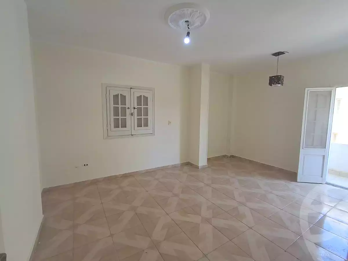 https://aqarmap.com.eg/ar/listing/7202271-for-sale-cairo-6th-of-october-el-ahyaa-neighborhood-3rd-al-hay-al-thalith-st