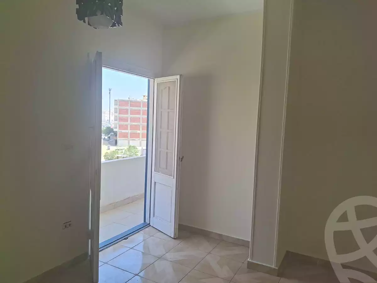 https://aqarmap.com.eg/ar/listing/7202271-for-sale-cairo-6th-of-october-el-ahyaa-neighborhood-3rd-al-hay-al-thalith-st