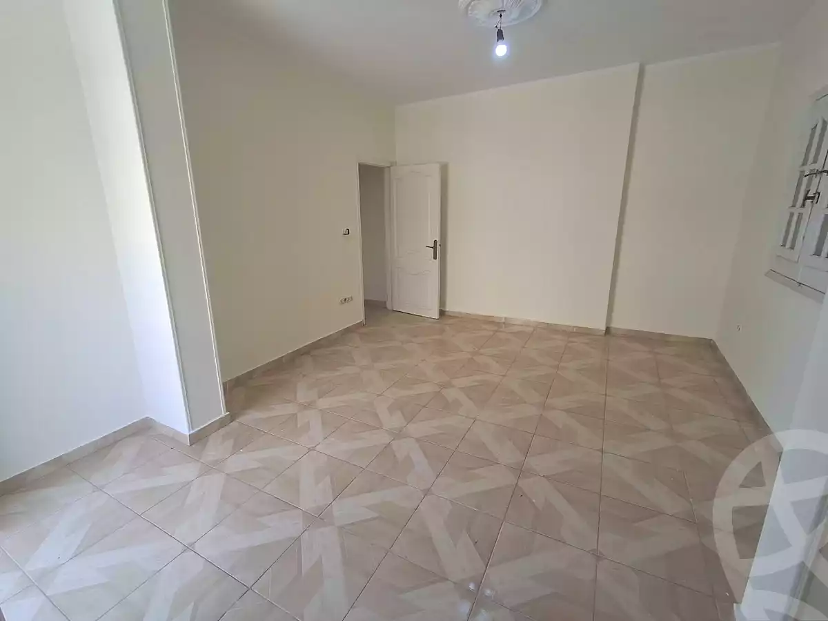 https://aqarmap.com.eg/ar/listing/7202271-for-sale-cairo-6th-of-october-el-ahyaa-neighborhood-3rd-al-hay-al-thalith-st