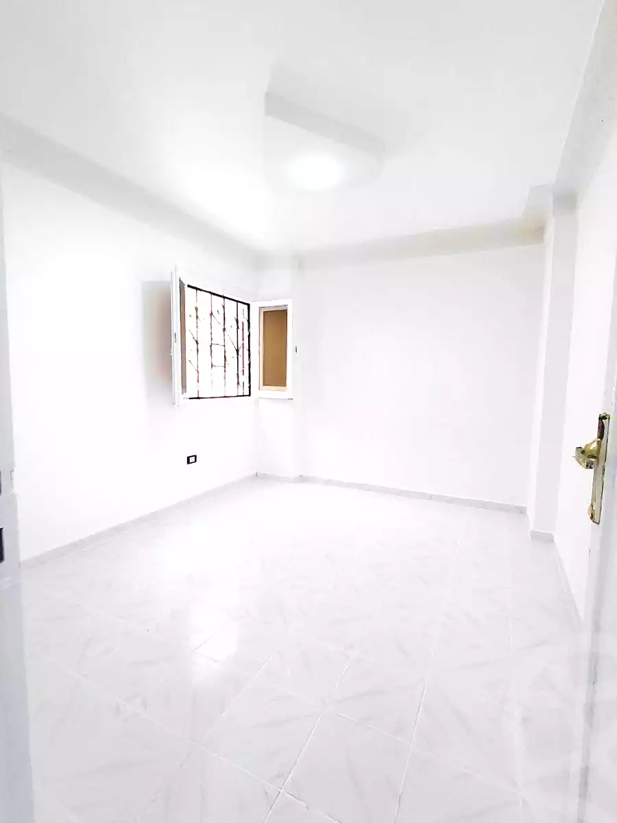 https://aqarmap.com.eg/ar/listing/7202321-for-sale-alexandria-al-agamy-shataa-el-nakheel