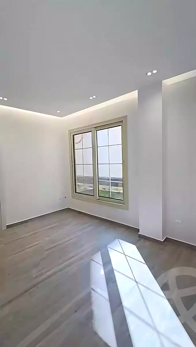 https://aqarmap.com.eg/ar/listing/7202485-for-sale-cairo-el-sheikh-zayed-city-el-hay-eltaseaa-lhy-lts