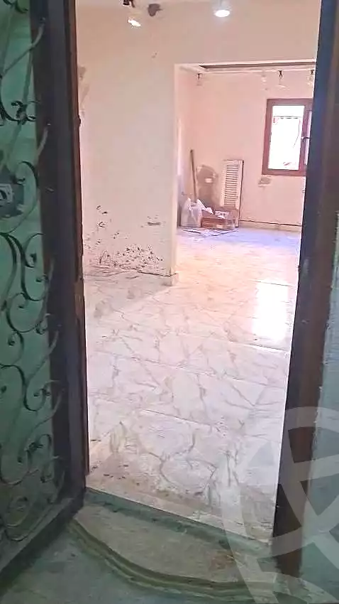 https://aqarmap.com.eg/ar/listing/7202610-for-sale-alexandria-al-agamy-el-hanouvel