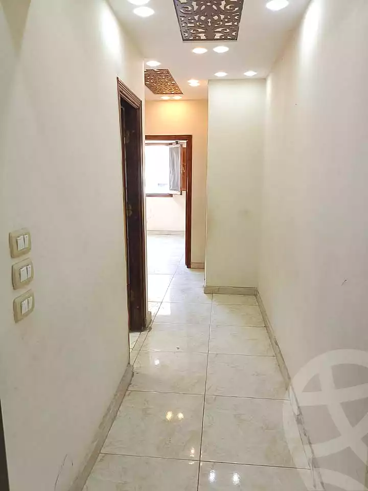https://aqarmap.com.eg/ar/listing/7202693-for-rent-alexandria-al-agamy-el-daresa-st