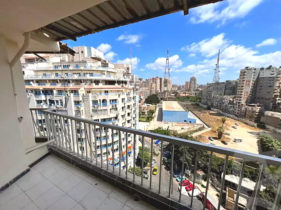 https://aqarmap.com.eg/ar/listing/7202747-for-rent-alexandria-zezenia