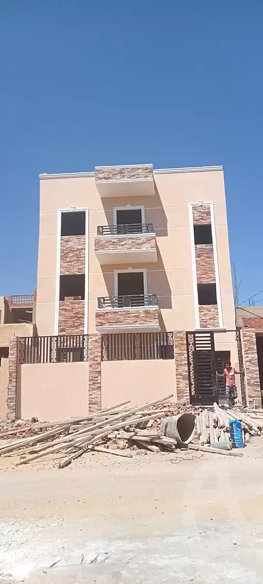 https://aqarmap.com.eg/ar/listing/7202945-for-sale-cairo-6th-of-october-hadaeq-october-ebni-betak-7-ramadan-hamdan-st