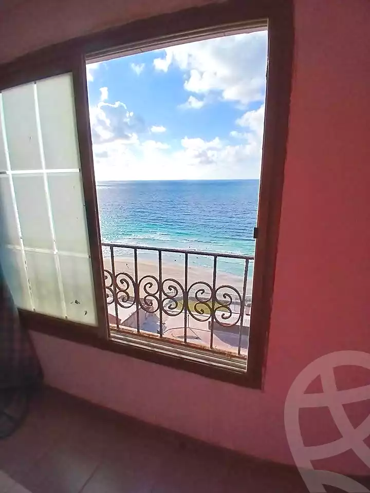 https://aqarmap.com.eg/ar/listing/7203194-for-sale-alexandria-al-agamy-lbytsh-bianchiii