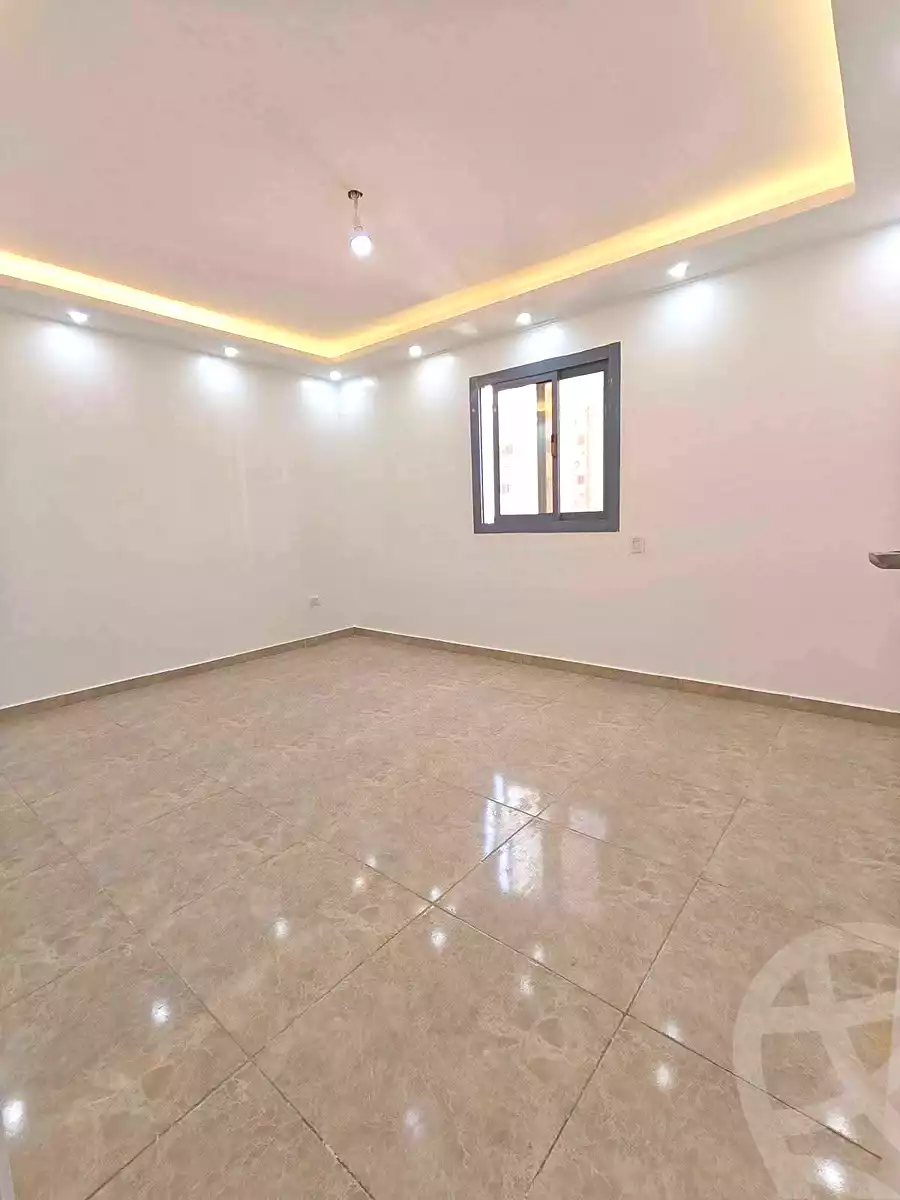 https://aqarmap.com.eg/ar/listing/7203414-for-sale-alexandria-el-asafra-l-sfr-bhry