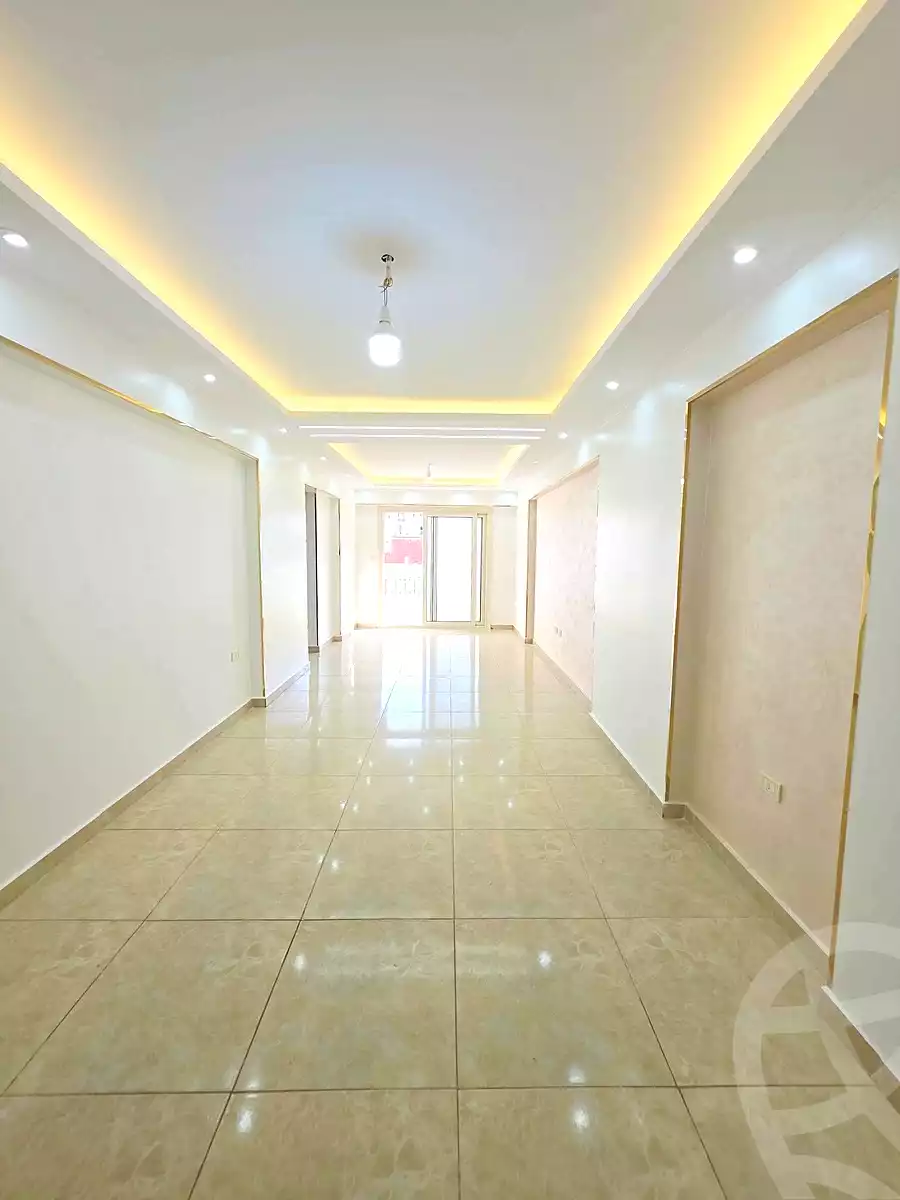 https://aqarmap.com.eg/ar/listing/7203414-for-sale-alexandria-el-asafra-l-sfr-bhry