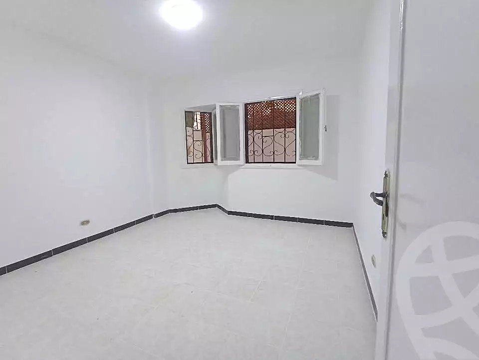 https://aqarmap.com.eg/en/listing/7203417-for-sale-alexandria-al-agamy-shataa-el-nakheel