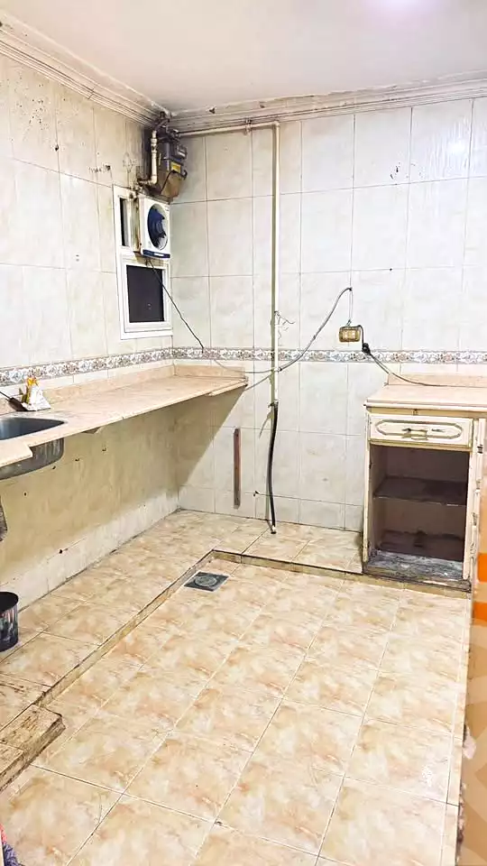 https://aqarmap.com.eg/ar/listing/7203446-for-sale-alexandria-al-agamy-el-hanouvel-el-kholafaa-el-rashdeen-st