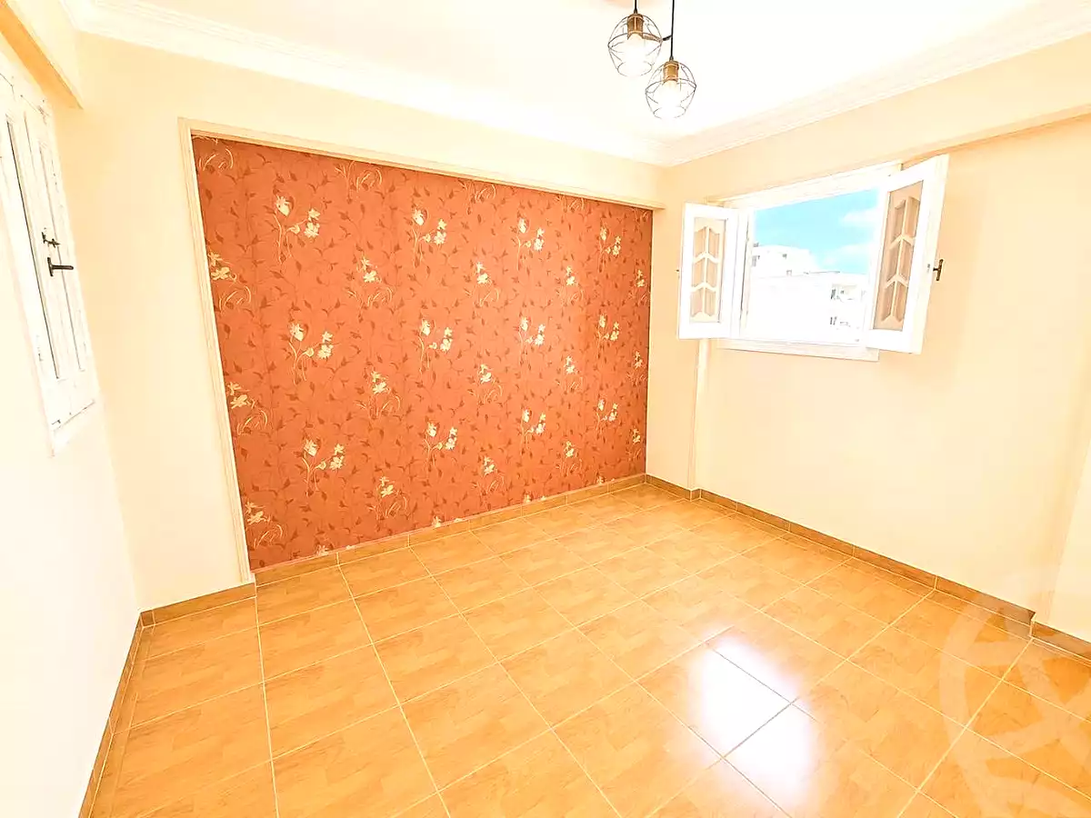 https://aqarmap.com.eg/ar/listing/7203462-for-sale-alexandria-camp-cesar-port-said-street