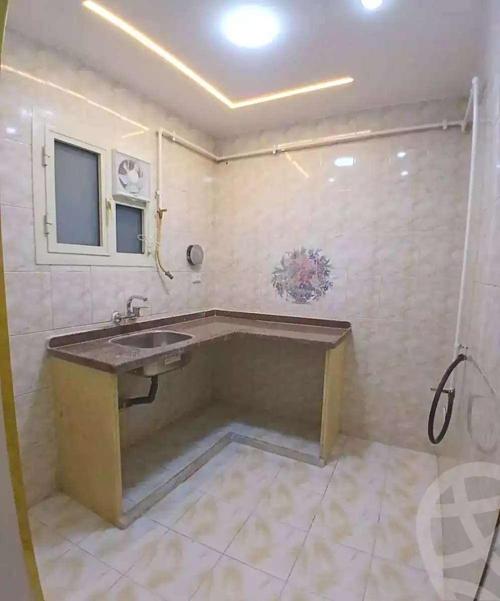 https://aqarmap.com.eg/ar/listing/7203674-for-sale-alexandria-al-agamy-el-hanouvel-abd-el-moneam-gaber-st