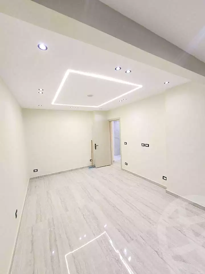 https://aqarmap.com.eg/ar/listing/7203775-for-sale-alexandria-sydy-bshr-sydy-bshr-bhry-gamal-abd-el-nasir-st