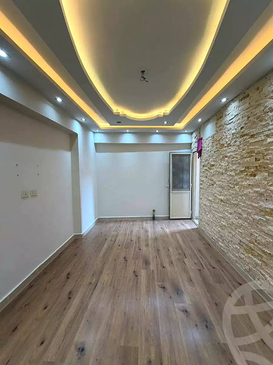 https://aqarmap.com.eg/en/listing/7203947-for-sale-alexandria-miami-shr-jml-bd-lnsr