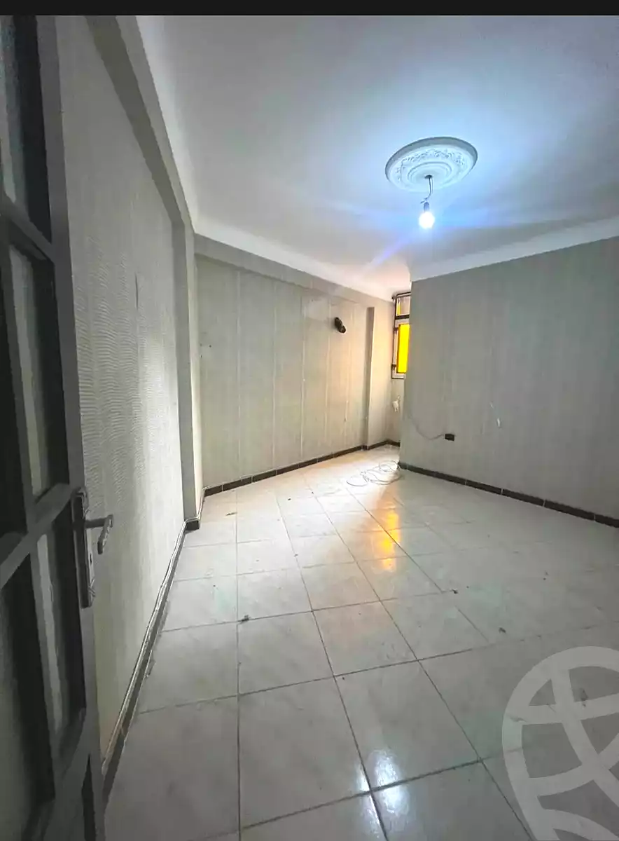 https://aqarmap.com.eg/ar/listing/7204252-for-sale-alexandria-sydy-bshr-sydy-bshr-bhry-shr-khld-bn-lwlyd