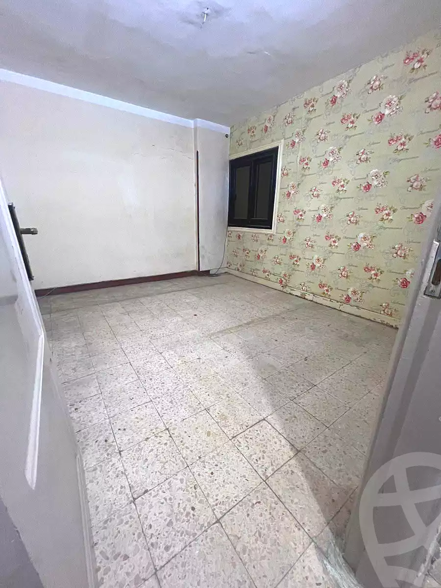 https://aqarmap.com.eg/ar/listing/7204574-for-sale-cairo-helwan-mahmoud-khater-st