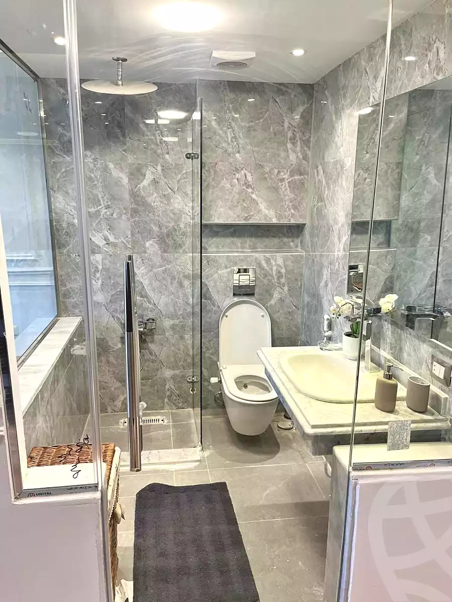 https://aqarmap.com.eg/en/listing/7204579-for-sale-cairo-new-cairo-compounds-mountain-view-hyde-park