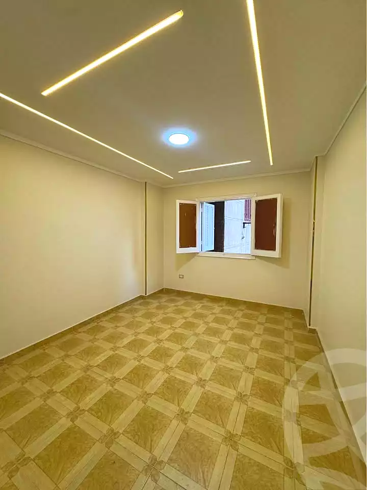 https://aqarmap.com.eg/ar/listing/7204821-for-sale-alexandria-sydy-bshr-sydy-bshr-bhry-shr-mhmwd-l-yswy
