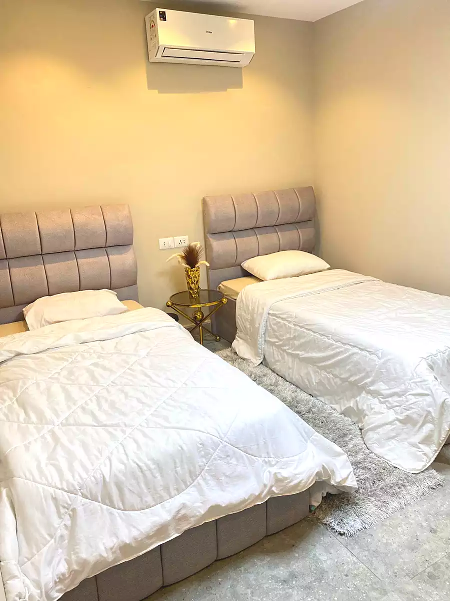 https://aqarmap.com.eg/en/listing/7204817-for-rent-cairo-el-sheikh-zayed-city-compounds-beverly-hills