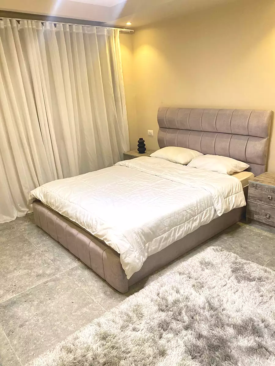 https://aqarmap.com.eg/en/listing/7204817-for-rent-cairo-el-sheikh-zayed-city-compounds-beverly-hills