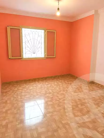 https://aqarmap.com.eg/en/listing/7205037-for-sale-alexandria-ganaklis