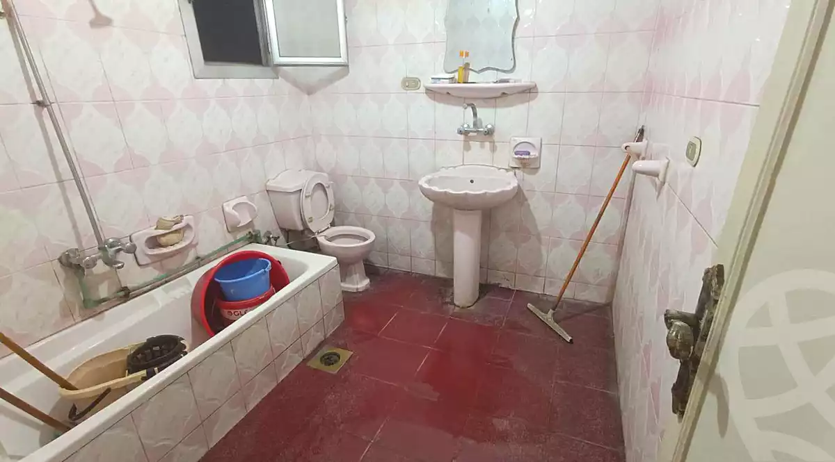 https://aqarmap.com.eg/ar/listing/7205046-for-sale-alexandria-lsywf-gamila-abu-herid-st