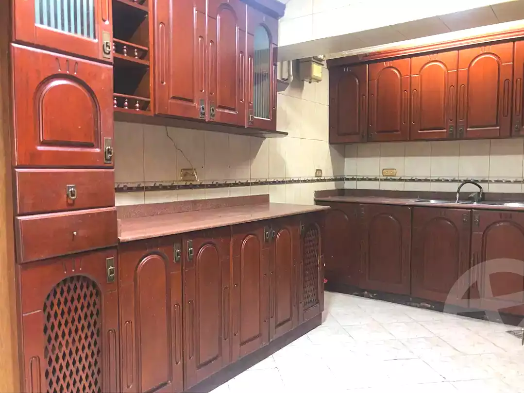 https://aqarmap.com.eg/ar/listing/7205184-for-rent-alexandria-zezenia