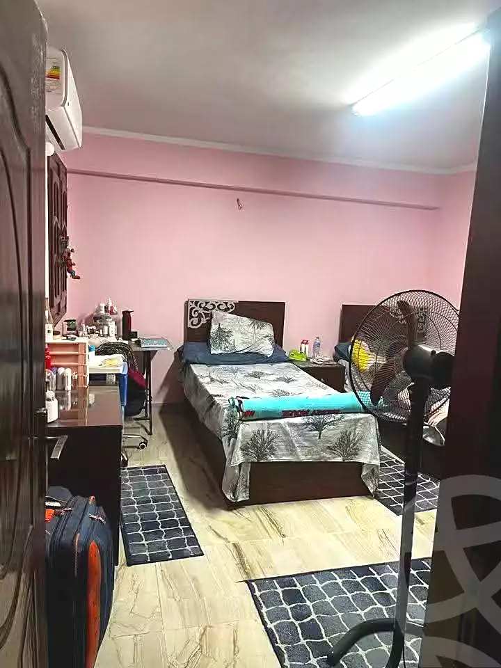 https://aqarmap.com.eg/ar/listing/7205474-for-sale-cairo-helwan-zou-el-fekar-basha-st