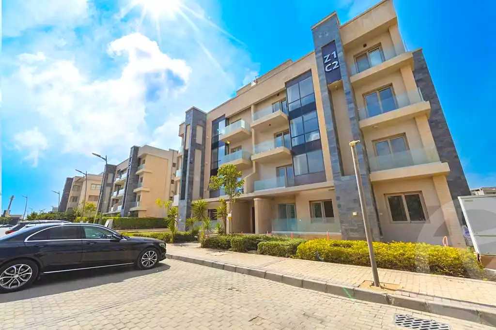 https://aqarmap.com.eg/ar/listing/7205577-for-sale-cairo-new-cairo-compounds-galleria-moon-valley-compound-arabia